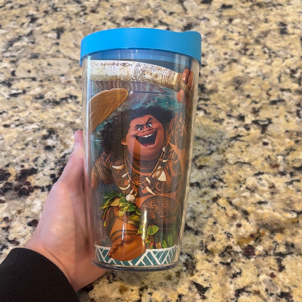 Moana Tervis Tumbler with Blue Lid